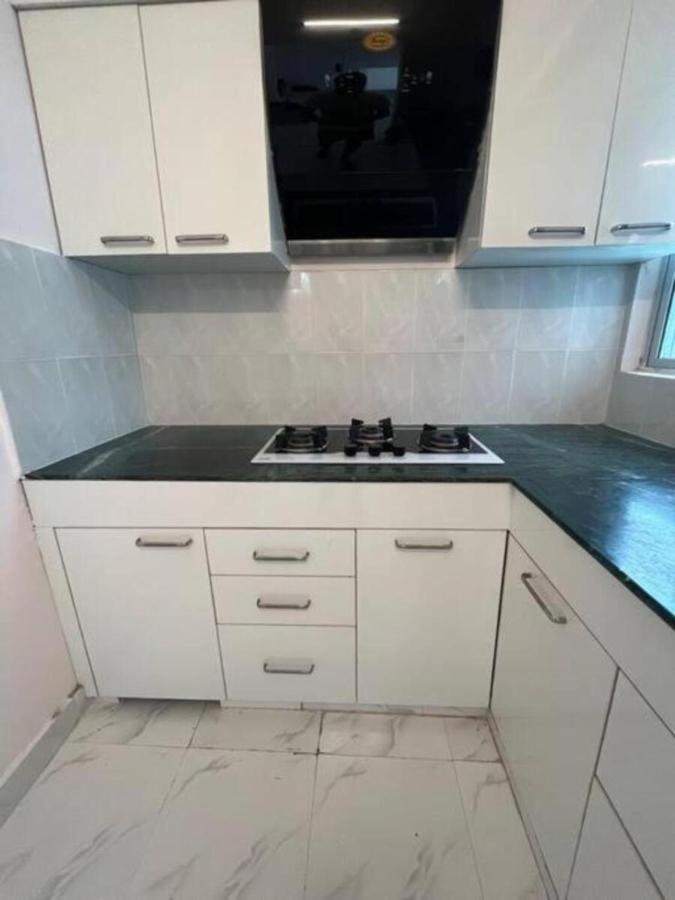 Roof Top 2 Bedroom Appartment Lucknow Buitenkant foto